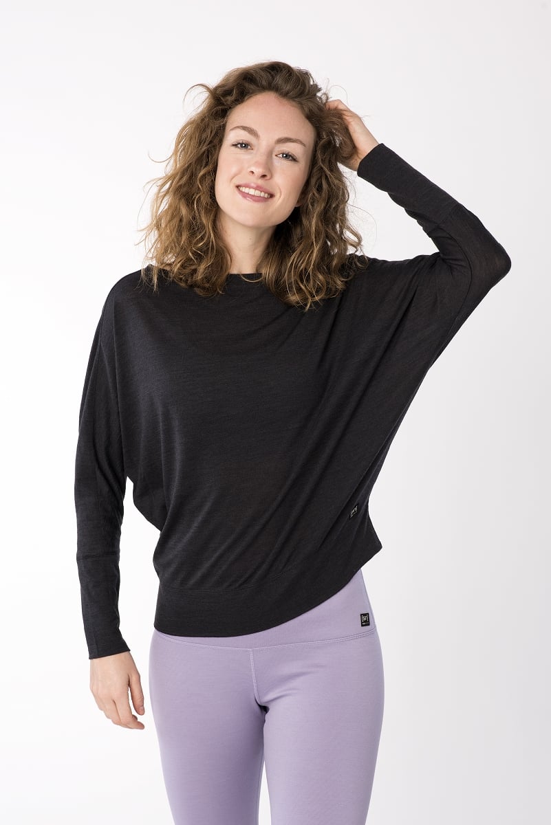 GURU SHOP Oversize Fledermaus Shirt Aus Bio-Baumwolle - Lässiges Langarmshirt Für Damen