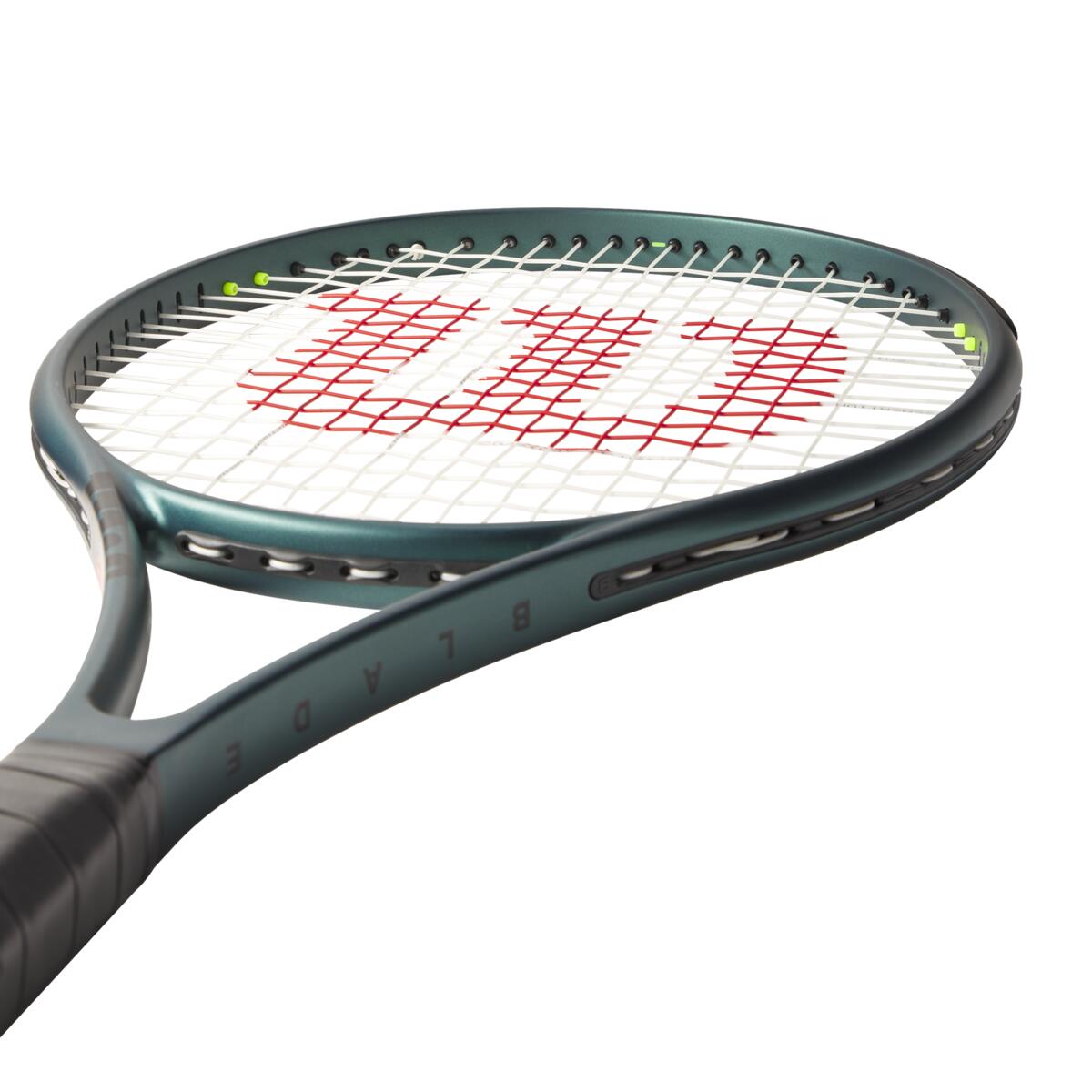 Raquette De Tennis Wilson BLADE 104 V9 - Taille De Grip 4 1/4 - Lot (état B) - Caractéristiques : 290g, 320 Balance