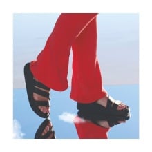 Crocs Sandale Getaway Strappy (leichtes, nahtlos, flexibel) schwarz Damen