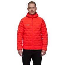Mammut Isolations-Winterjacke Sander Insulated Hooded (wärmend dank Kunstfaserfüllung) rot Herren