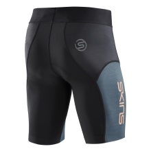 Skins Funktionshose TRI Elite Half Tight Short (für Triathlon, High-Tech-Kompression) schwarz/carbon Herren
