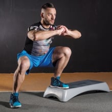 Tiguar Fitness Step Trainingstreppe mit Anti-Slip Matte grau - 1 Stück