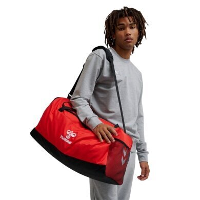 hummel Sporttasche hmlCORE 2.0 Sports Bag mit Bodenfach (Größe M) rot/schwarz