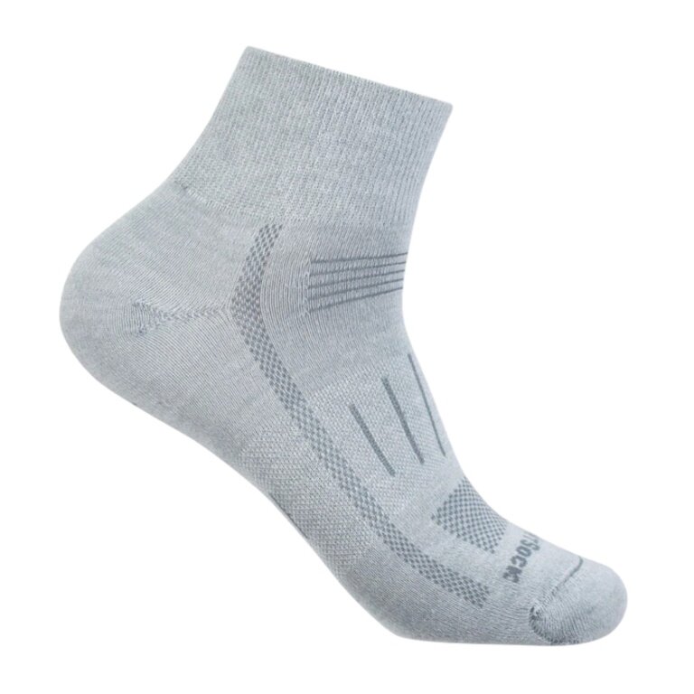Wrightsock Sportsocken Quarter Endurance (knöchelhoch, Anti-Blasen-Socke) hellgrau - 1 Paar